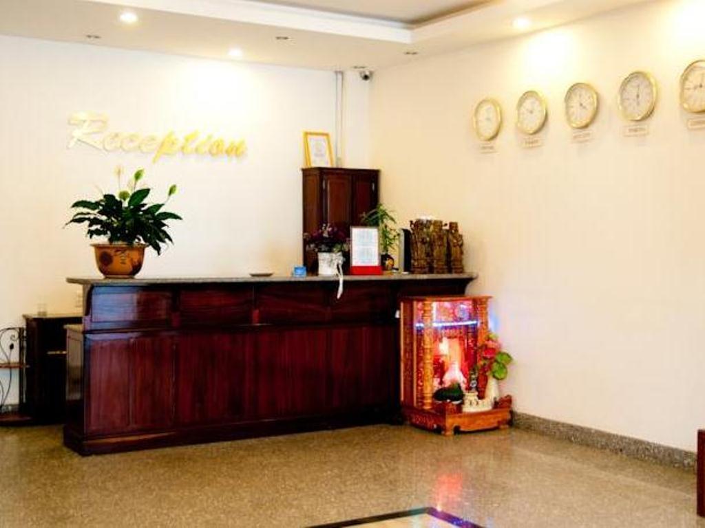 Hotel Golden Lotus à Hué Extérieur photo