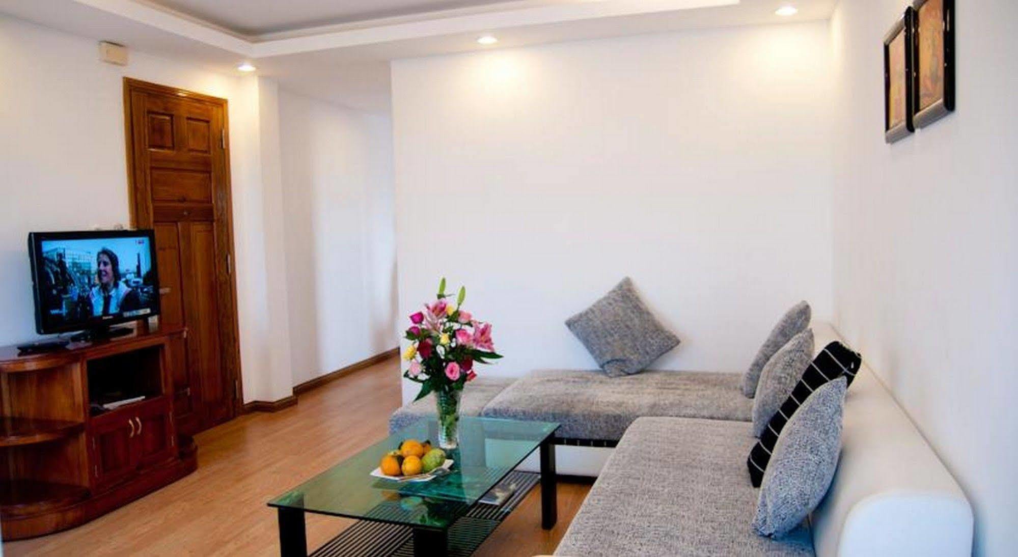 Hotel Golden Lotus à Hué Extérieur photo